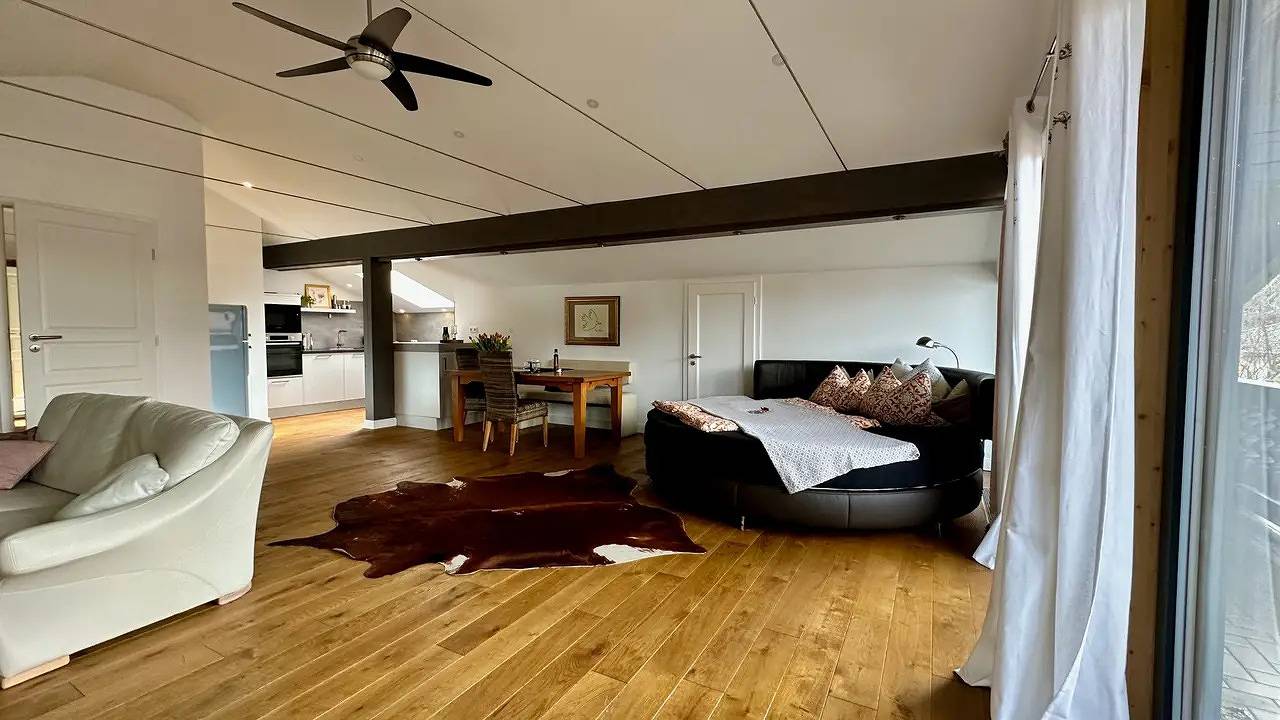 Ganze Ferienwohnung, Ferienwohnung für 2 Personen (90 m²) in Schongau in Schongau, Romantische Straße