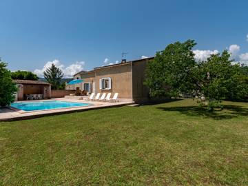 Gîte pour 6 personnes, avec jardin et terrasse à Prunelli-di-Fiumorbo