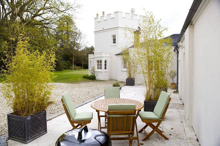 Holiday rental for 4 people, with terrace and garden, with pets in New Forest