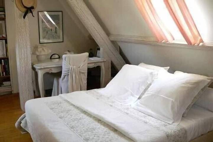 Location de vacances pour 8 personnes, avec jardin dans Fort troglodytique - 2