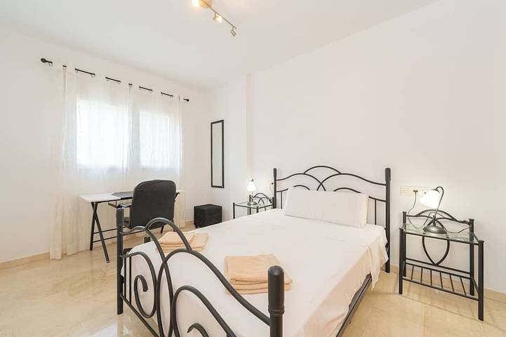 Villa Torrevella 4 bed 4 Bath Private Pool in El Campello, Costa Blanca
