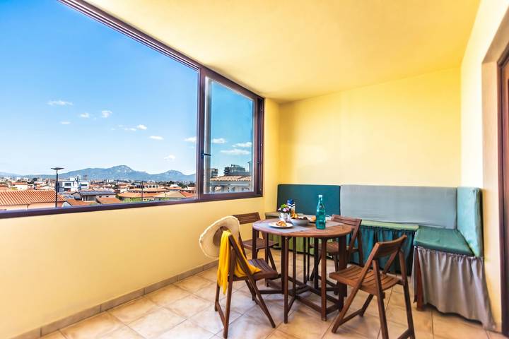 Location de vacances pour 2 personnes, avec vue sur l’océan et terrasse dans Olbia