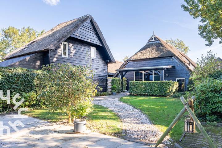 Ferienhaus für 25 Personen, mit Terrasse und Garten