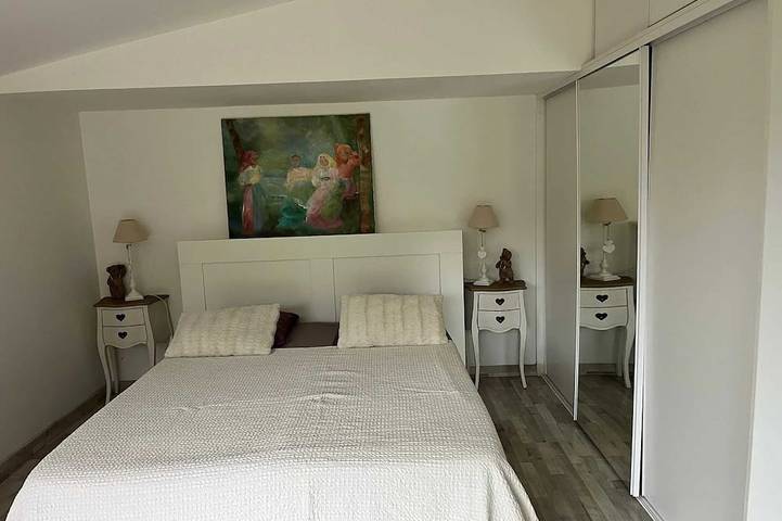 Location de vacances pour 14 personnes, avec jardin ainsi que sauna et piscine à Savigny-sur-Clairis - 3