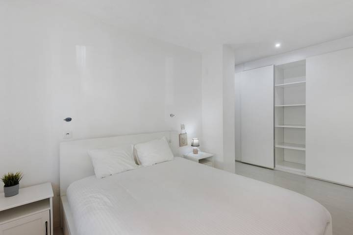 Entire apartment, Apartment 'Furadouro 30 Meters from the Beach' with Wi-Fi and Air Conditioning in Furadouro, Ovar
