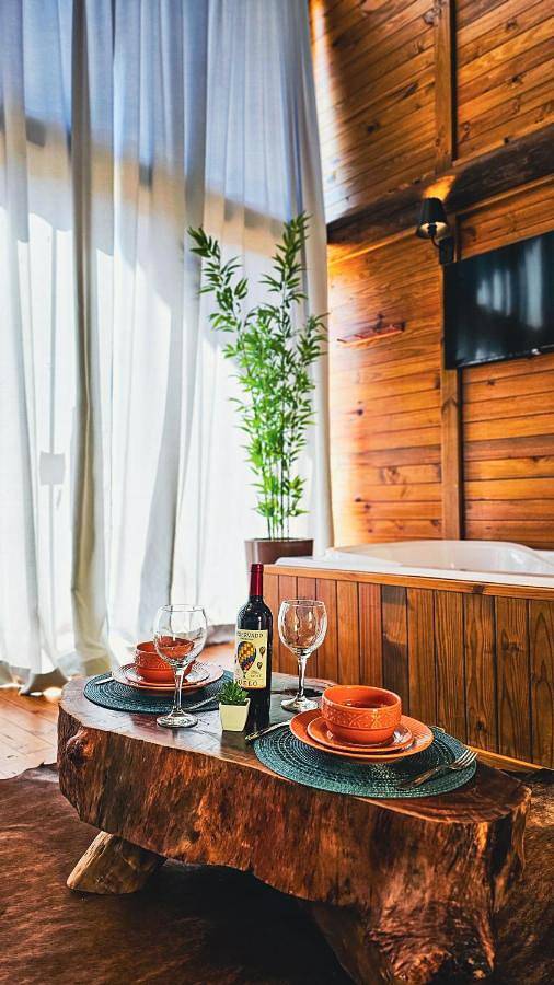 Camping para 3 personas, con vistas además de terraza y jardín, Se admiten mascotas en Brasil