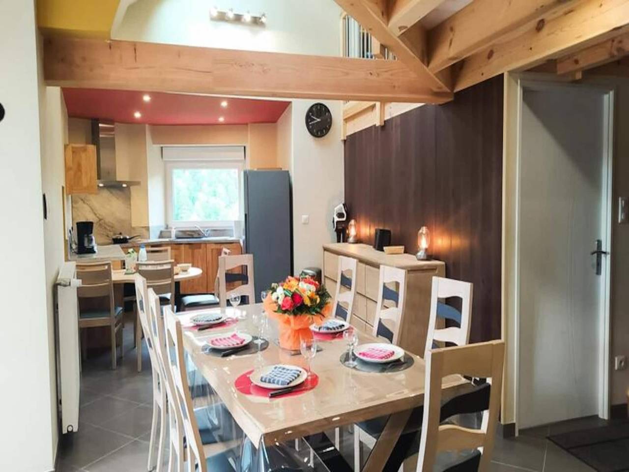 Apartamento entero, Casa rural de Francia 6 personas in Rimeize, Región de Mende