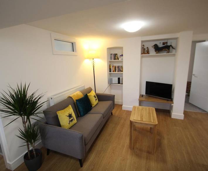 Holiday rental for 4 people, with Terrace and Garden as well as View in Newton Abbot