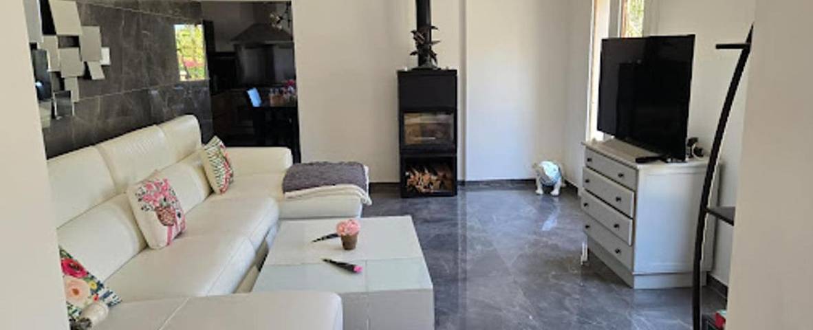 Location de vacances pour 10 personnes, avec piscine et terrasse, animaux acceptés à Luri - 2