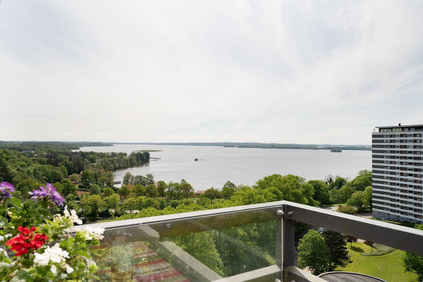 Ganze Ferienwohnung, Panoramablick in Badestelle Fegetasche, Plön (Stadt)