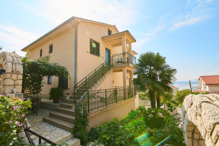 Ferienwohnung für 2 Personen, mit Balkon/Terrasse in Crikvenica - 2