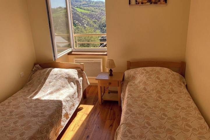 Location de vacances pour 8 personnes à Castelnau-de-Mandailles - 2