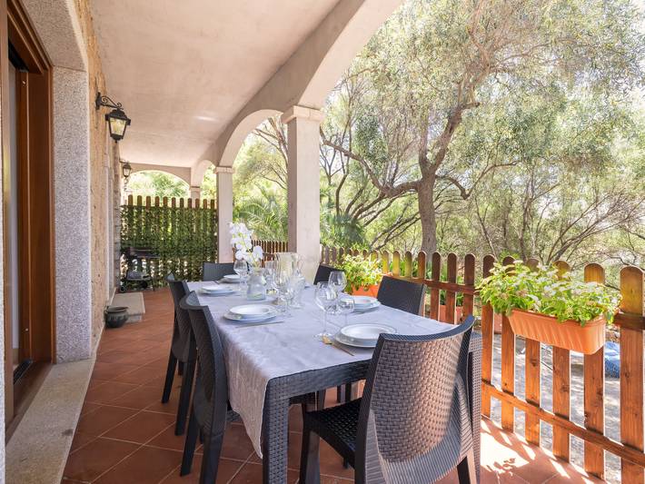 Location de vacances pour 7 personnes, avec jardin et terrasse à Badesi - 2