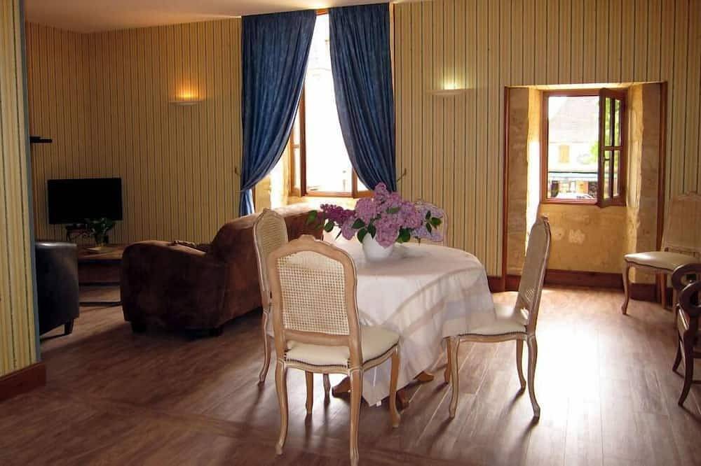 Entire apartment, Domme, bastide in the center of the golden triangle<br><br><br> in Domme, Périgord Noir