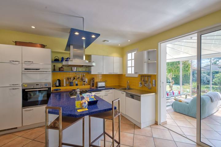 Location de vacances pour 12 personnes, avec terrasse et jardin à La Brée-les-Bains - 3
