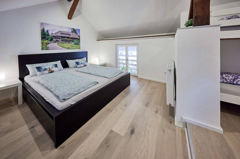 Geheel appartement, Fantastic apartment for up to 12 people - just a 10-minute walk from Europa-Park in Europa-Park, Rust
