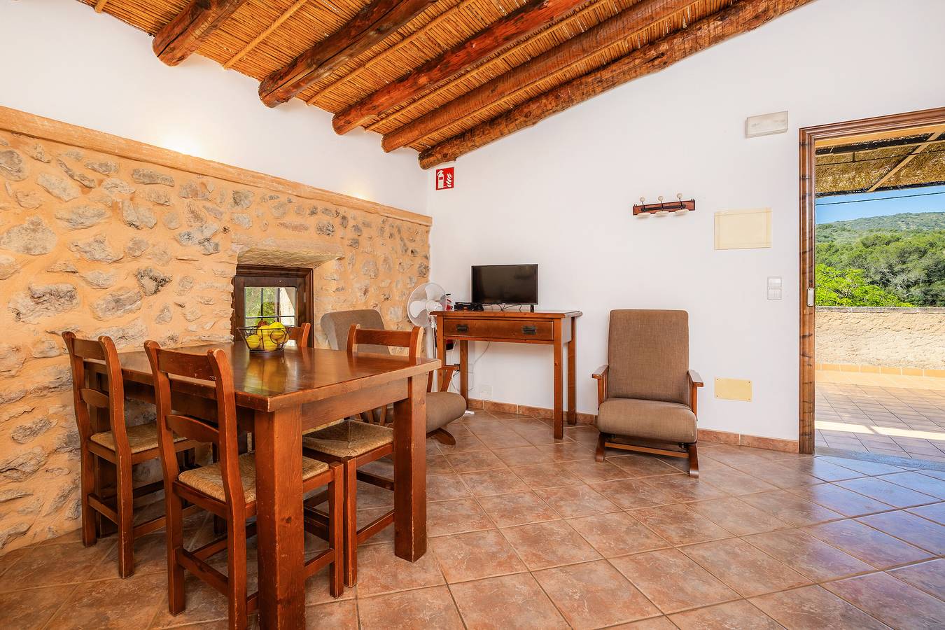 Ganze Wohnung, Ferienwohnung 'Sotil De Ponent' mit Bergblick, Gemeinschaftspool und Wlan in Sant Llorenç des Cardassar, Mallorca Osten