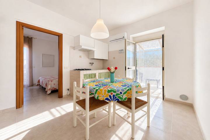 Entire apartment, Apartment 'Francesca, Bilo D' with Shared Terrace, Wi-Fi and Air Conditioning in Marina di Peschici (Peschici), Peschici region