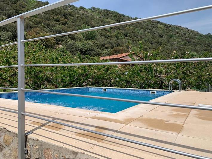 Casa de vacaciones para 2 personas, con piscina y vistas además de terraza y jardín, Se admiten mascotas en Extremadura - 4
