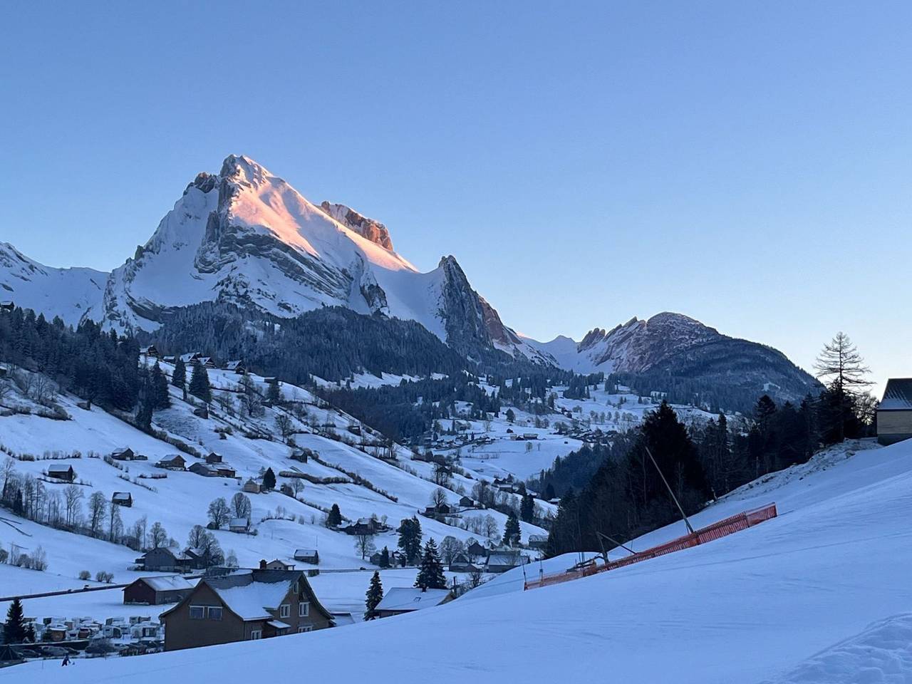 Geheel appartement, Terrasse & Pistenähe in Alt St. Johann, Wildhaus-Alt St. Johann