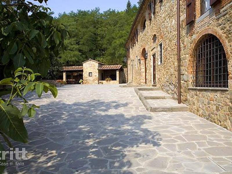 Tritt — Ferienhaus mit Panoramablick für 14 Personen mit Swimmingpool in Carmignano in Carmignano, Prato Provinz