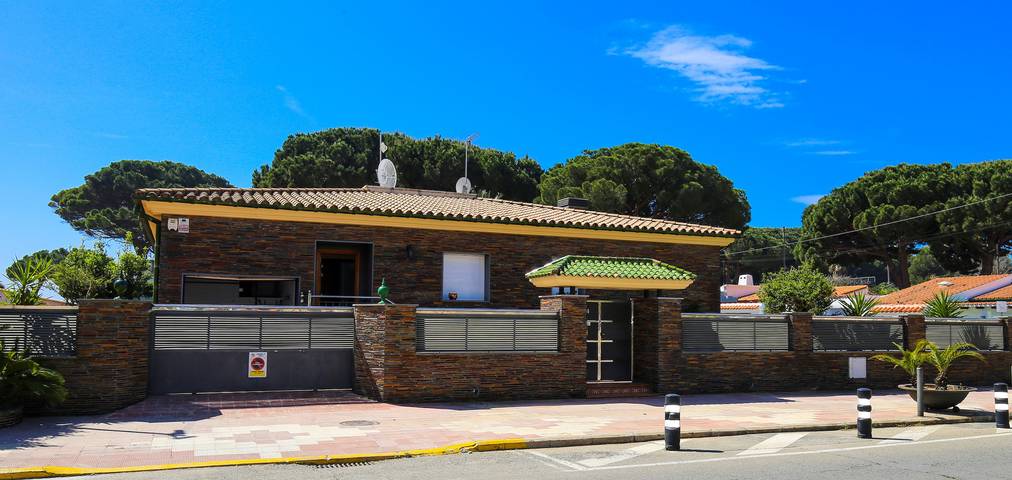 Chalet para 15 personas, con jardín y terraza en Provincia de Tarragona - 2