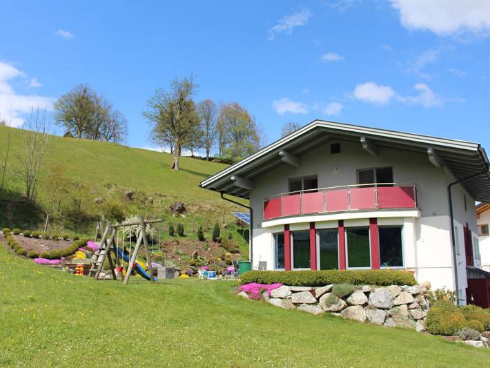Ferienwohnung für 4 Personen, mit Terrasse und Garten