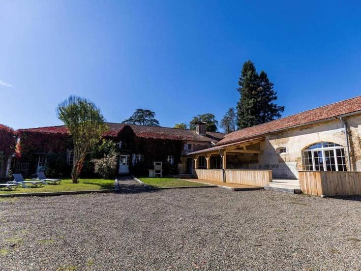 Location de vacances pour 16 personnes, avec terrasse ainsi que sauna et piscine à Hontanx - 2