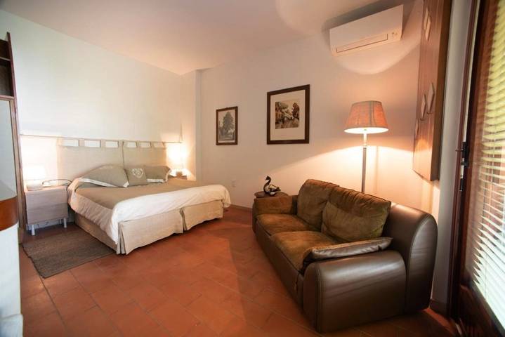 B&b per 3 persone, con Terrazza e Giardino nonché Panorama a Somma Lombardo