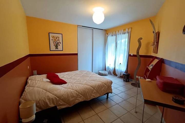 Location de vacances pour 6 personnes, avec jardin et balcon à Veyrignac - 3