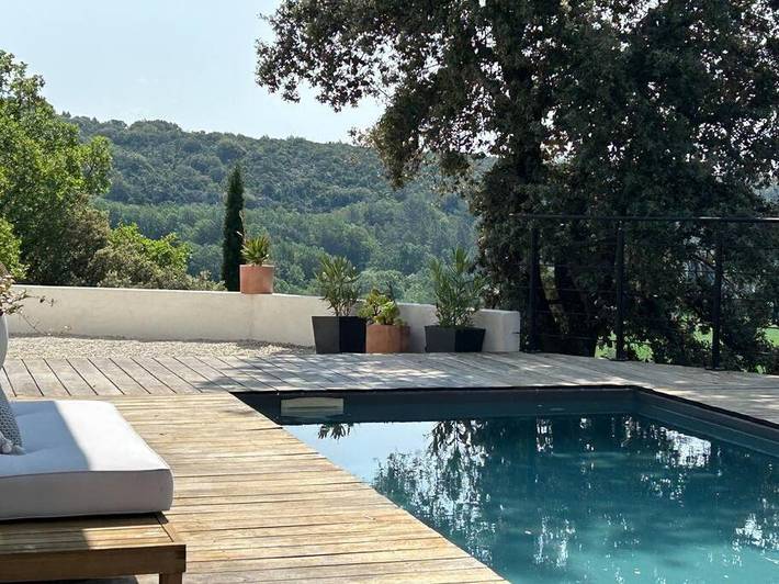 Location de vacances pour 6 personnes, avec vue ainsi que piscine et terrasse à Ampus - 2