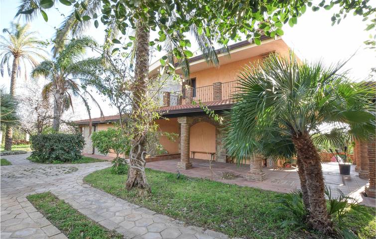 Ferienhaus für 12 Personen, mit Pool, mit Haustier in Kalabrien - 2