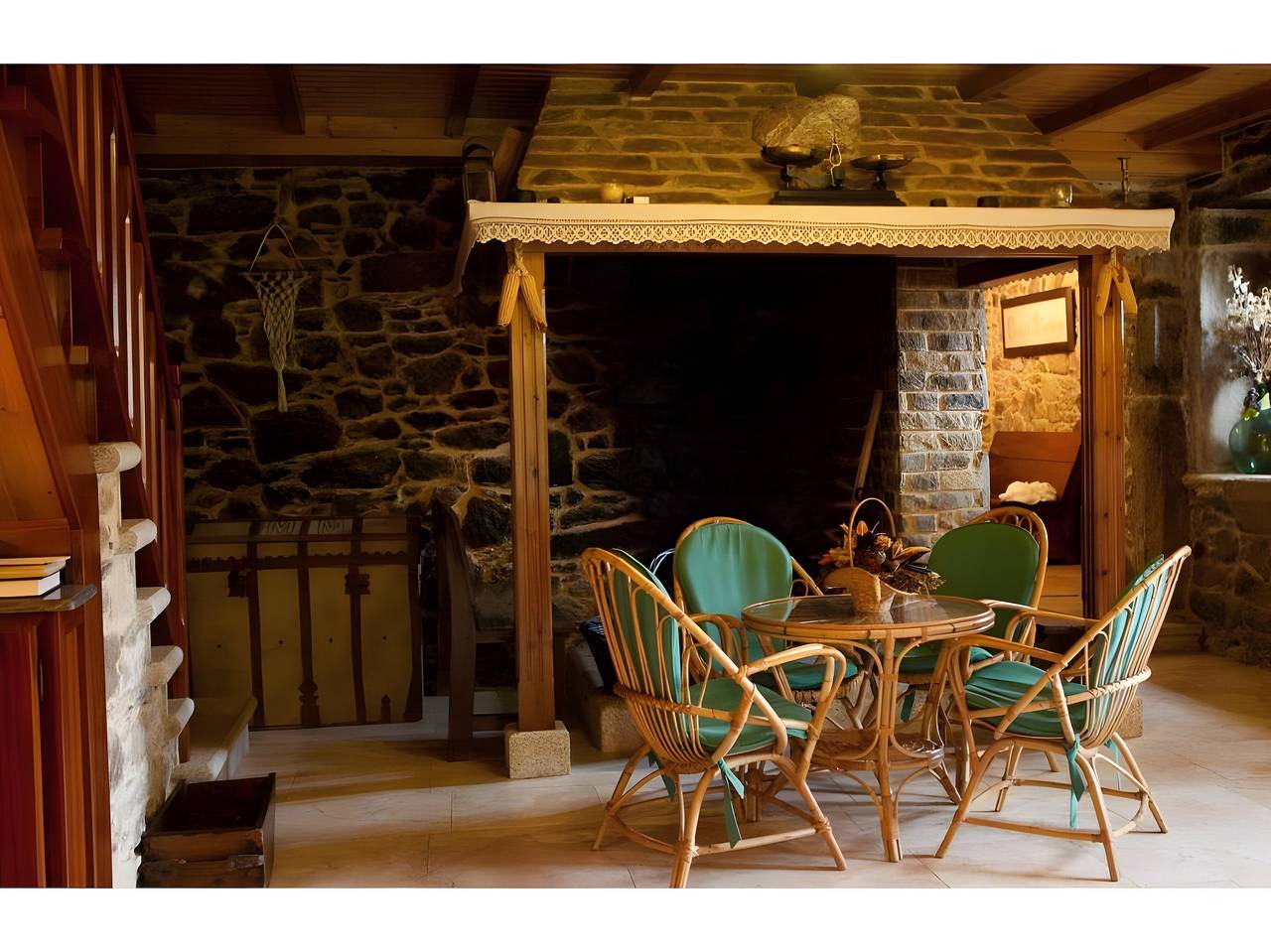 Maison de campagne "Casa De Barreiro" avec vue sur les montagnes, piscine privée et Wi-Fi in Curtis, Province de La Corogne