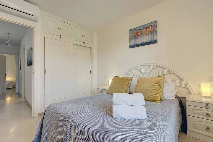 Pueblo de Paloma est une maison de ville de style andalou pittoresque est situé à Calahonda in Urbanizacion Calahonda, Mijas