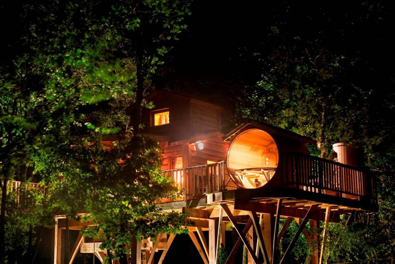 Cabane dans les arbres avec Spa privé - Bois des nauzes in Seyches, Région de Marmande