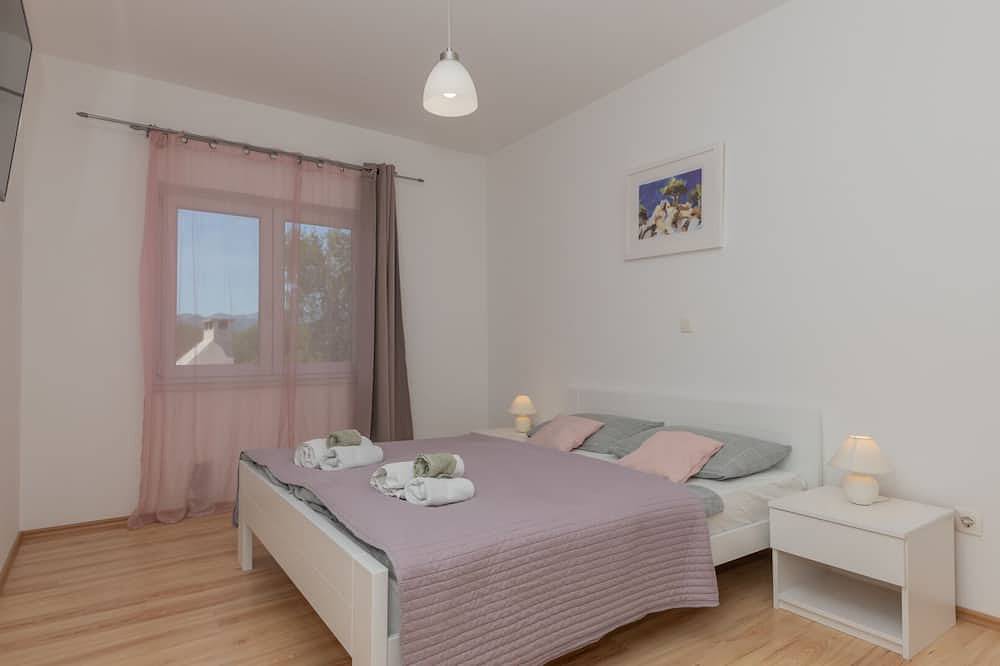 Villa Ruža - Omiš by Villas Guide in Dalmatinisches Zagora