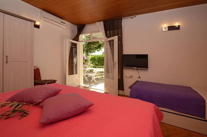 Ferienwohnung für 4 Personen, mit Garten und Meerblick in Orebic - 4