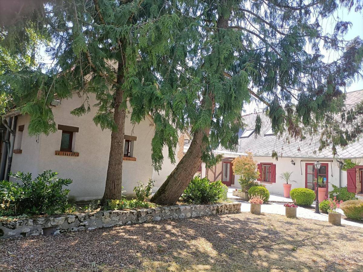 Appartement entier, One-Bedroom Apartment in Tour-en-Sologne, Sologne