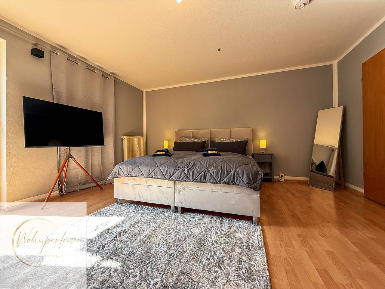 Ganze Wohnung, Modernes Apartment in Dresden - Neustadt mit überdachtem Balkon und umfassender Ausstattung in Dresden-Neustadt, Dresden