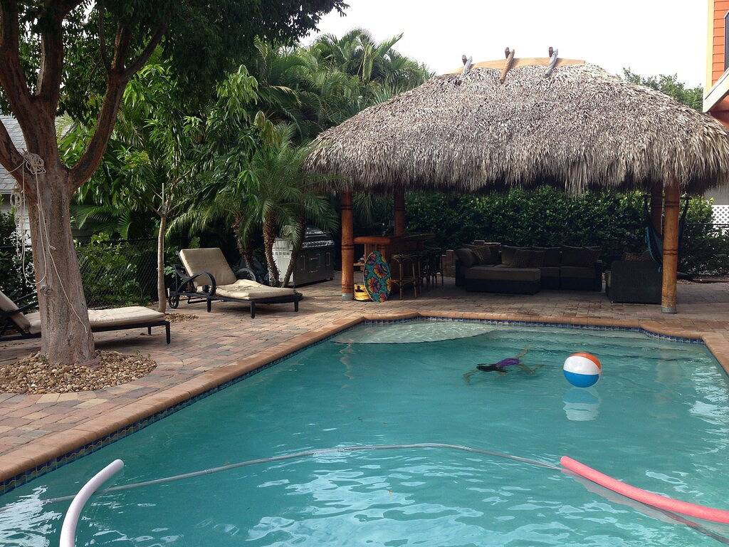 Little Paradise Found! in Fort Myers Beach, Estero Island