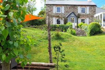 Log Cabin for 6 People in Perranporth, Cornwall, Photo 3