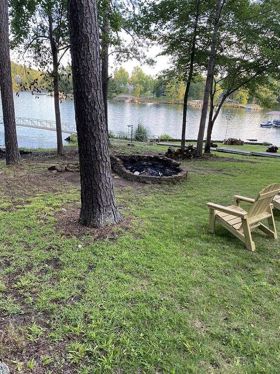 Vacation rental for 15 people, with terrace in Lewis Smith Lake