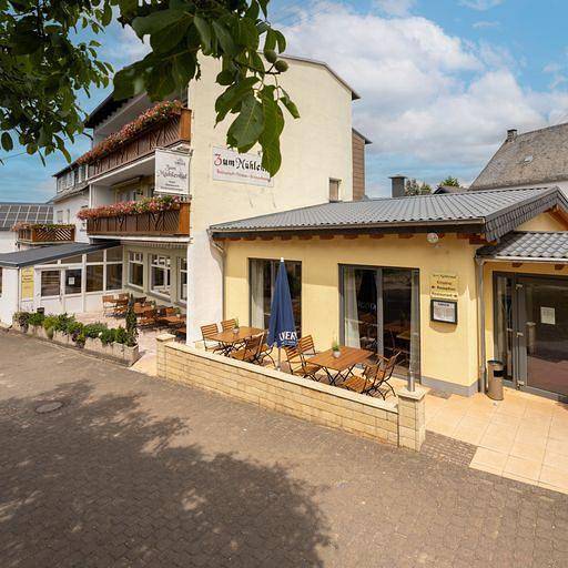 Hotel für 2 Personen, mit Balkon und Terrasse sowie Garten in Buch