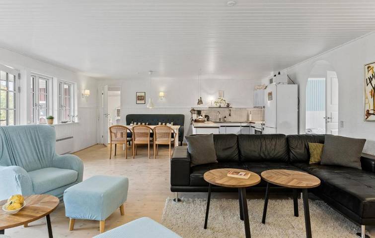 Five-Bedroom Holiday Home in Hummingen, Dannemare