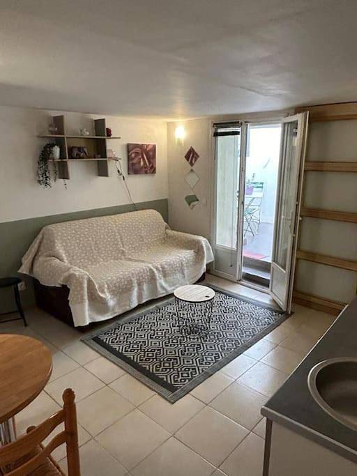 Gîte pour 2 personnes, avec terrasse dans Office De Tourisme Corbieres Minervois - 3