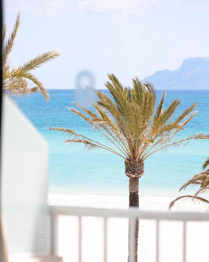 Apartahotel para 4 personas, con Balcón y Terraza además de Jardín y Piscina en Alcúdia