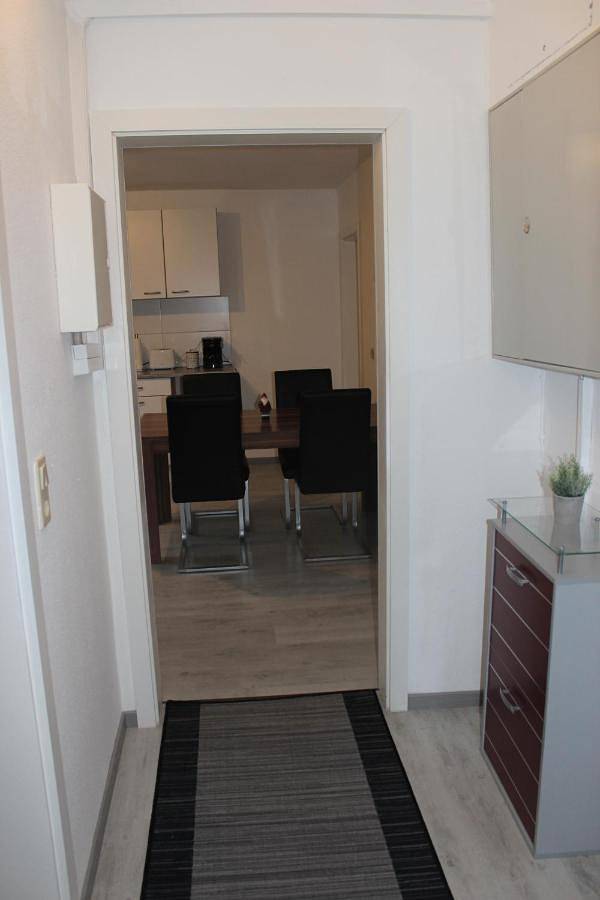 Appartement entier, Gut gelegenes Appartment mit Wifi, Parkplatz, Wama, Trockner usw. in Kaiserslautern, Saar-Nahe-Bergland