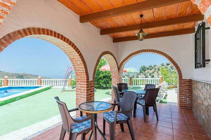 Villa für 6 Personen, mit Whirlpool und Garten - 1