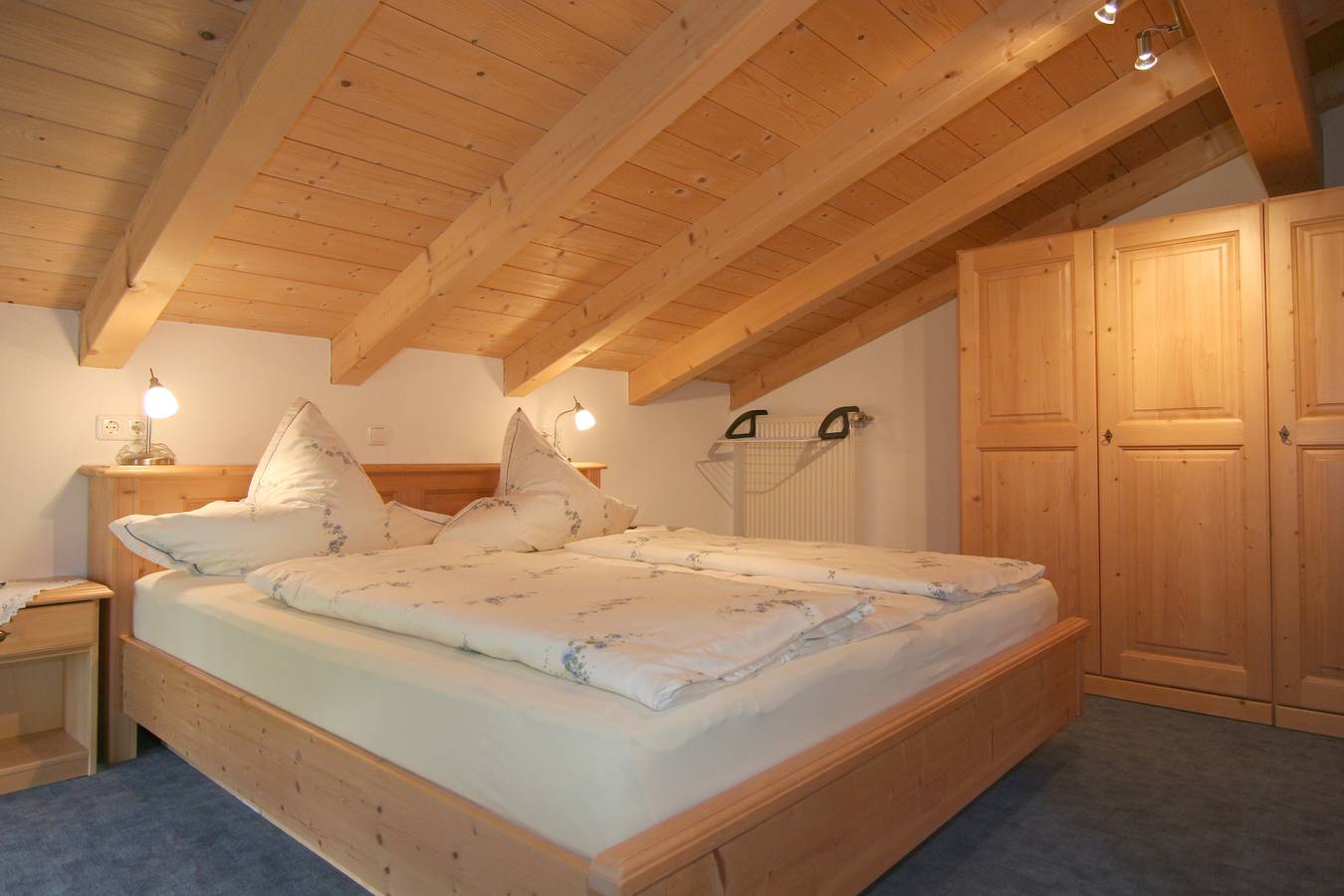 Ganze Ferienwohnung, Fluchthäusl Ferienwohnung - Ferienwohnung Blaueis, 1-2 Personen, Balkon, W-Lan, 1 Schlafzimmer in Hintersee, Ramsau bei Berchtesgaden