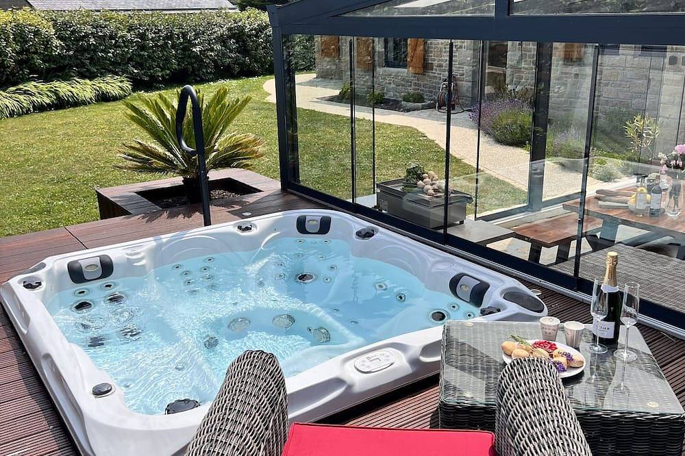 Villa  de Luxe 5* ètoiles + cocooning bord de mer Spa+Jacuzzi+Sauna in Brignogan-Plages, Région de Brest